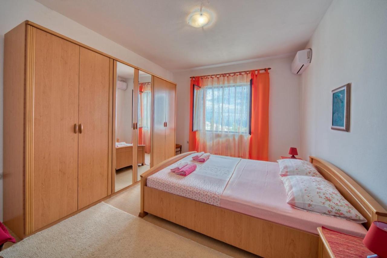 Bor - The Entire Home With Sea View Ulcinj Buitenkant foto